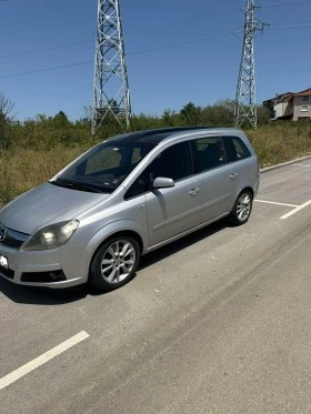 Opel Zafira Товарен автомобил , снимка 16