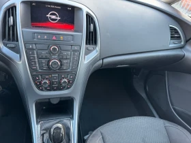 Opel Astra ПАРКТРОНИК, ПОДГРЕВ, НАВИГАЦИЯ, АВТОПИЛОТ , снимка 8