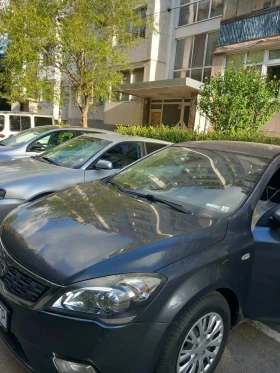 Kia Ceed 1.4i, снимка 3
