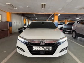 Honda Accord 2.0 Hybrid Touring