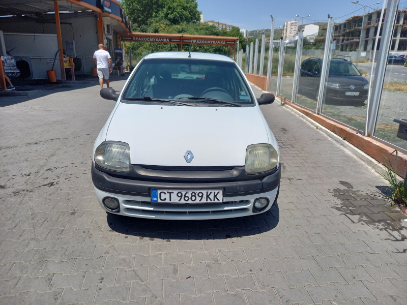 Renault Clio, снимка 1 - Автомобили и джипове - 46302759