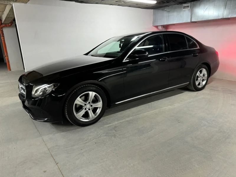 Mercedes-Benz E 220 РЕАЛНИ КМ, снимка 5 - Автомобили и джипове - 49310246