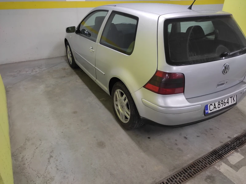 VW Golf 1.9, снимка 3 - Автомобили и джипове - 48773315