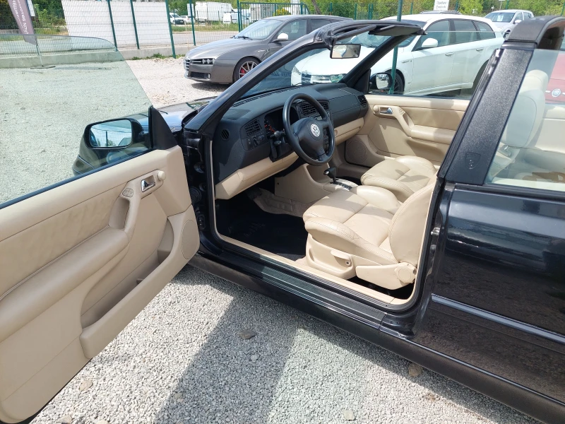 VW Golf Trendline/Karmann, снимка 10 - Автомобили и джипове - 50152572