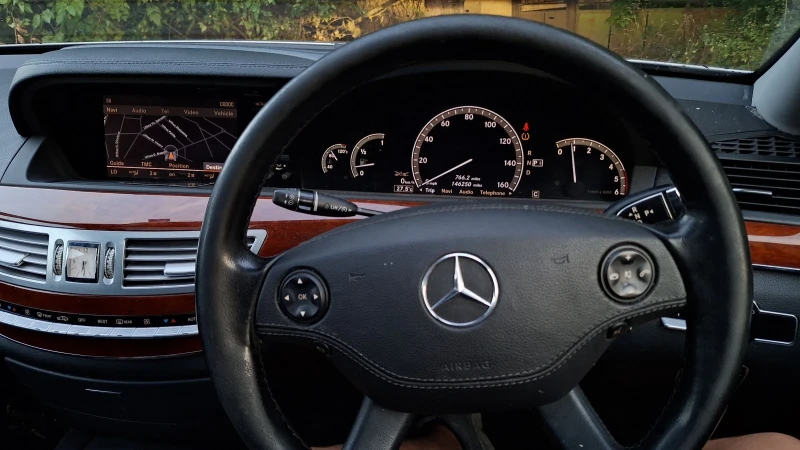 Mercedes-Benz S 320, снимка 8 - Автомобили и джипове - 51112182