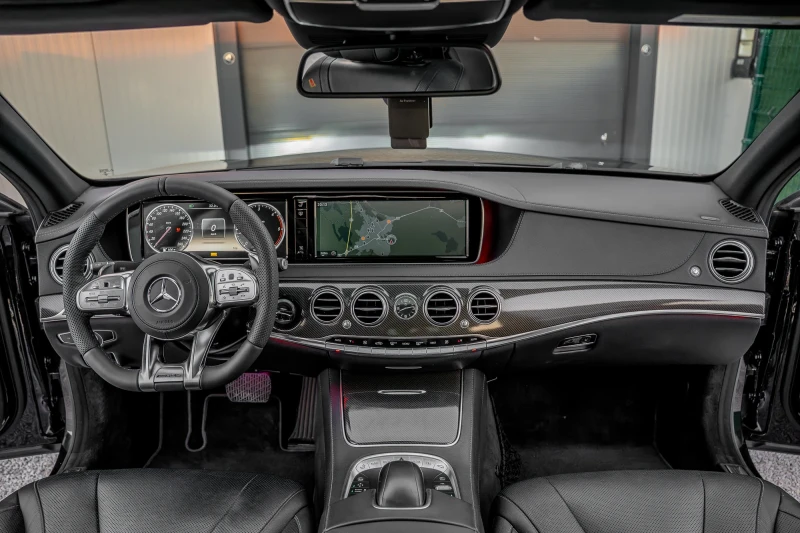 Mercedes-Benz S 350  d/S63 AMG /2xTables/3xTV/PANORAMA/FULL, снимка 10 - Автомобили и джипове - 51449547