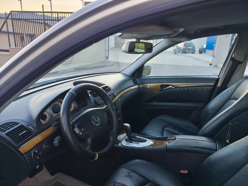 Mercedes-Benz E 270 E270CDI, снимка 6 - Автомобили и джипове - 52436649