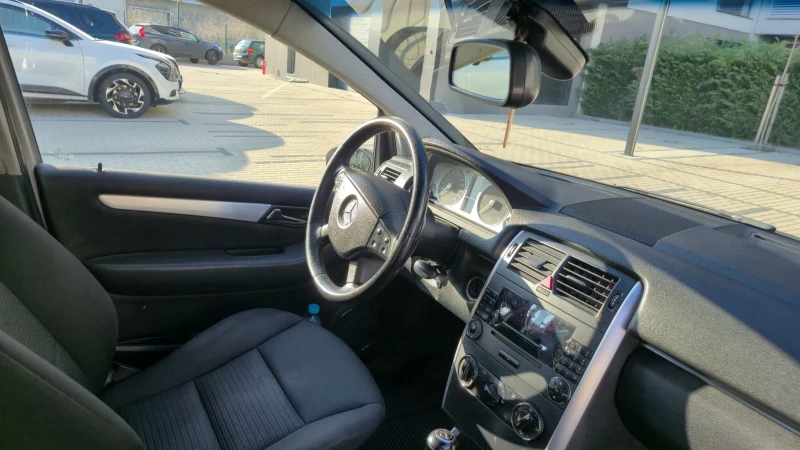 Mercedes-Benz B 200, снимка 7 - Автомобили и джипове - 52771984