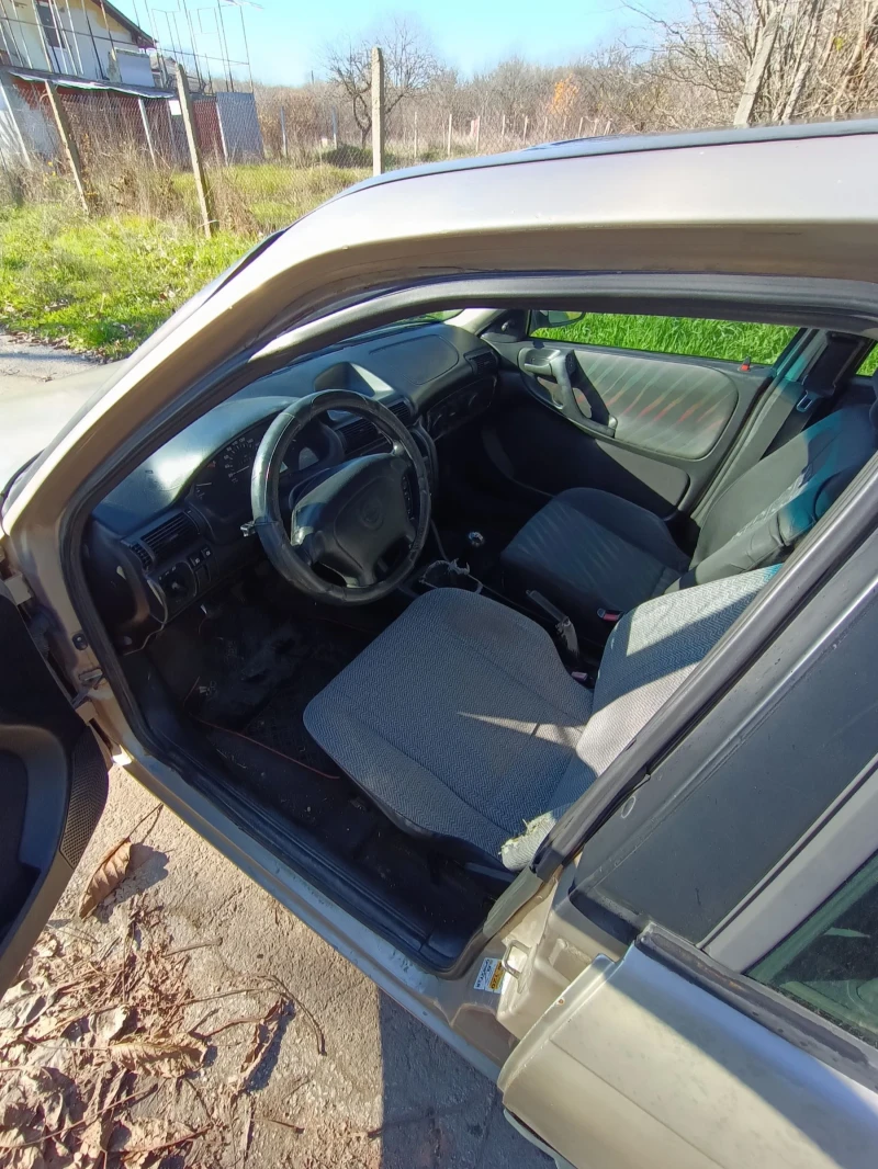 Opel Astra, снимка 5 - Автомобили и джипове - 52772734