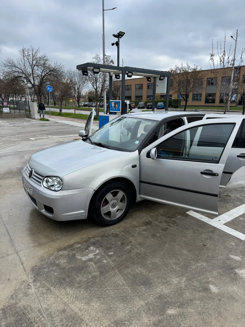 VW Golf, снимка 12 - Автомобили и джипове - 52919806