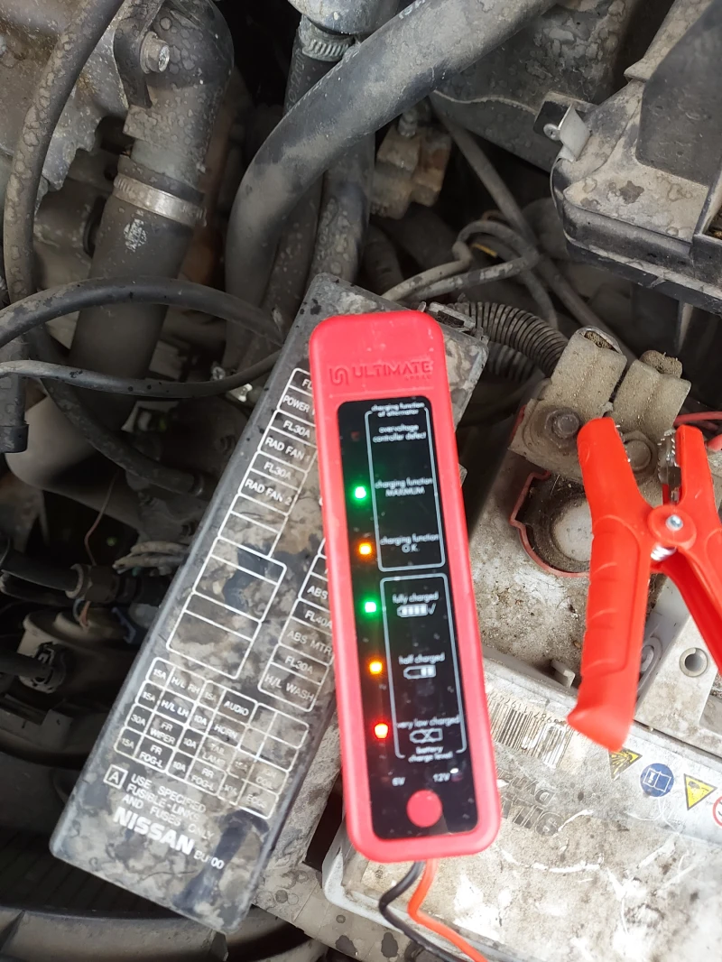 Nissan Almera tino, снимка 6 - Автомобили и джипове - 53066381