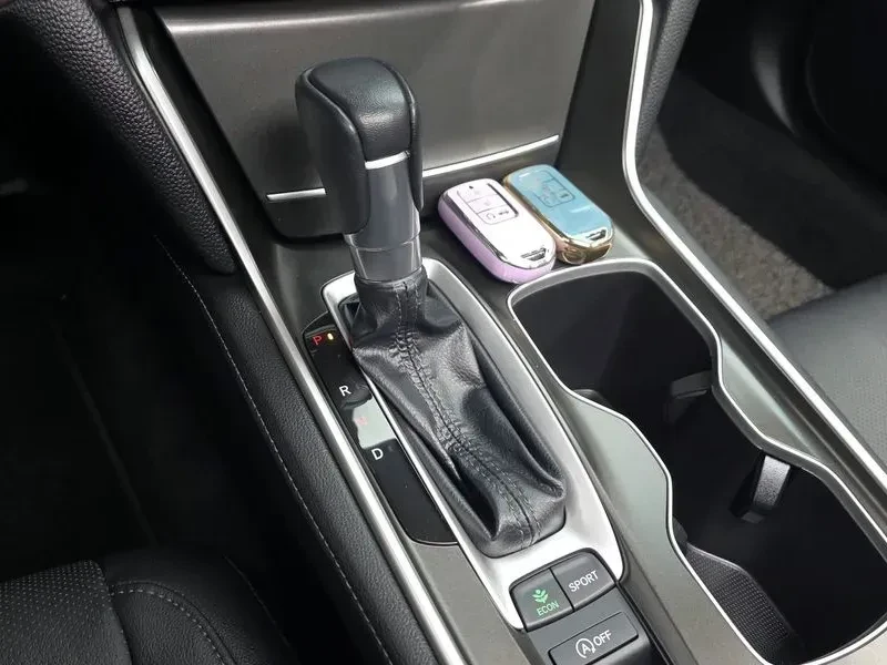 Honda Accord 10Th Gen 1.5 TURBO| �������| �������| ������   | Mobile.bg � ����������� 13