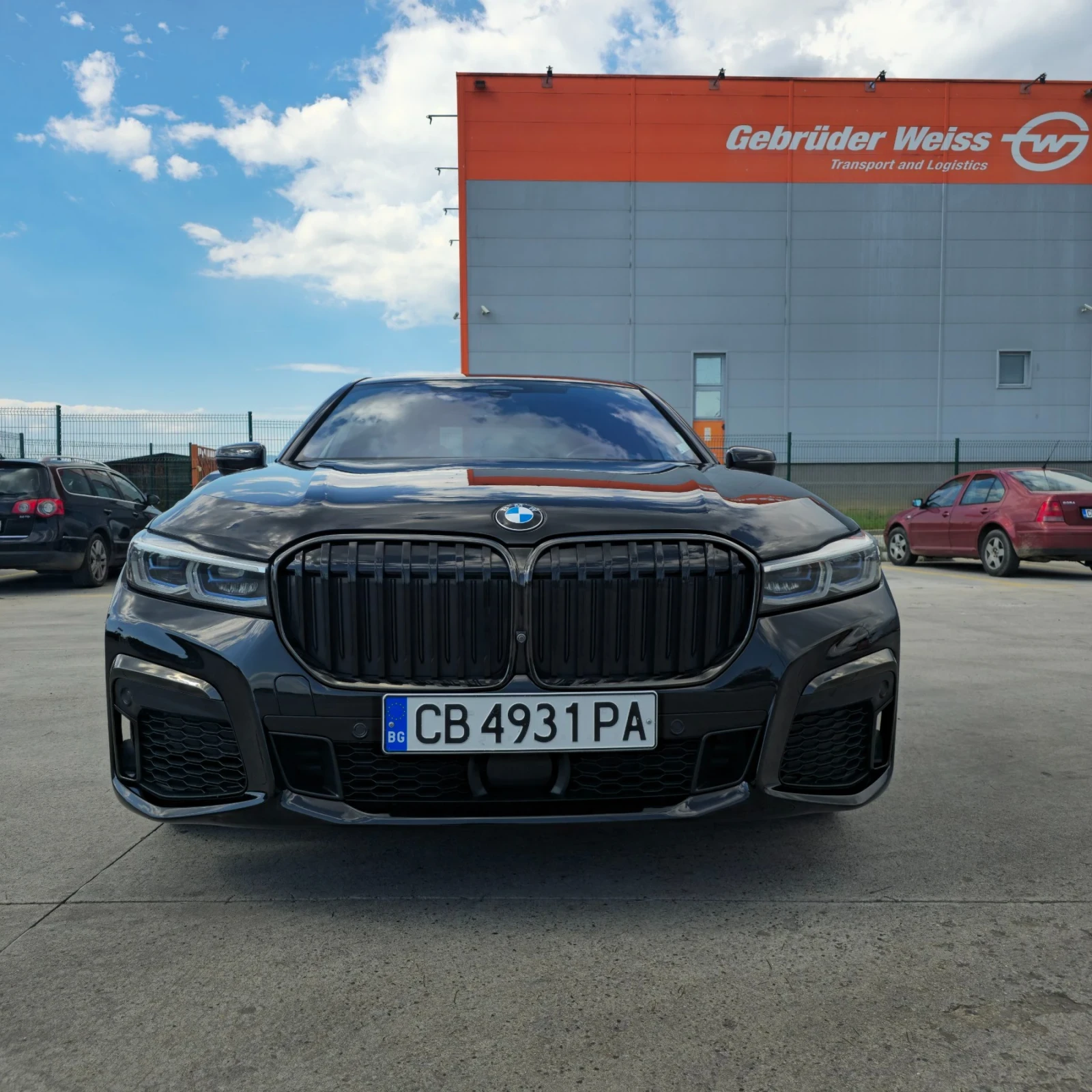BMW 750 750i xDrive, снимка 1