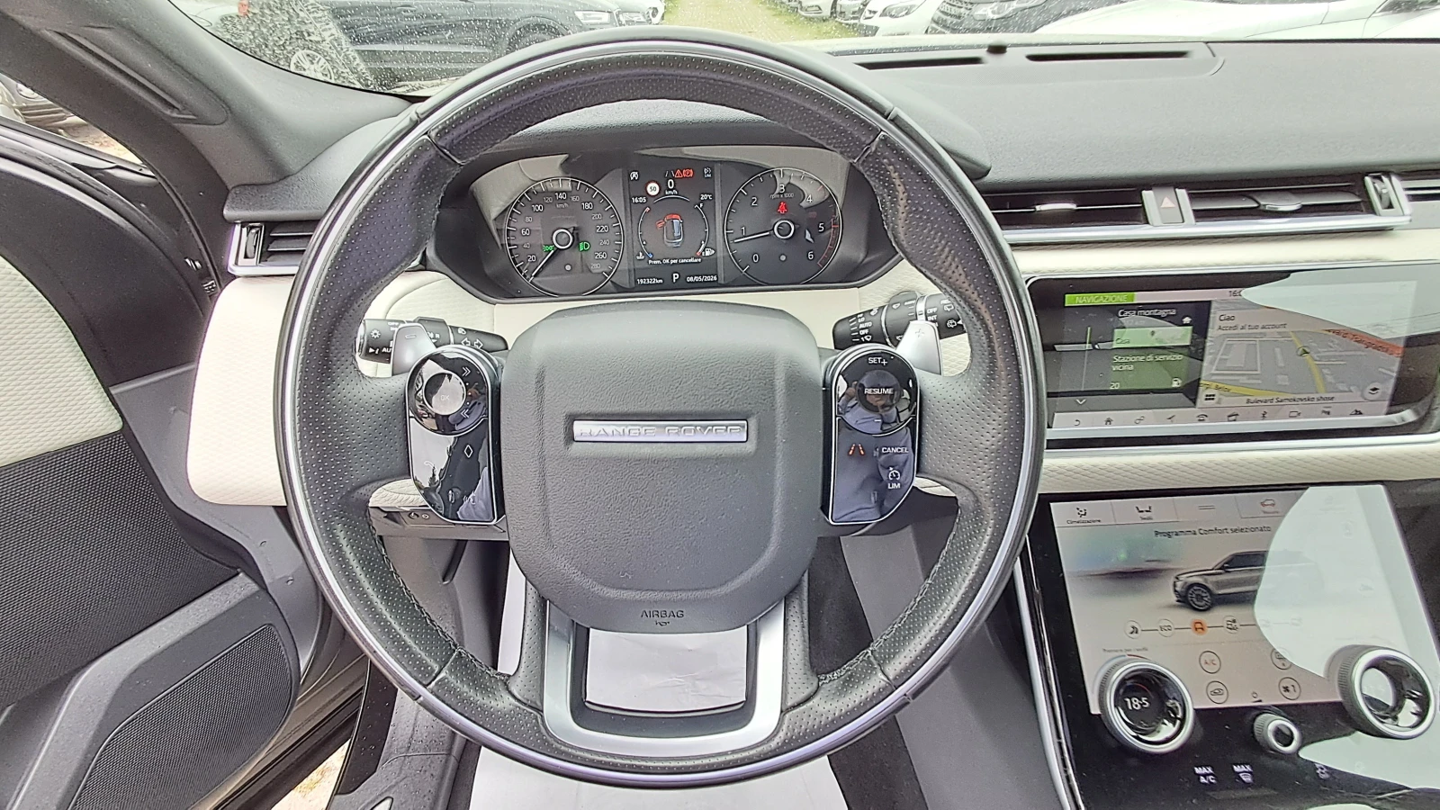 Land Rover Range Rover Velar R-DYNAMIC FULL РЕАЛ КМ ИЗКЛЮЧИТЕЛН СЕРВ КНИЖ УНИКТ, снимка 10 - Автомобили и джипове - 32911363
