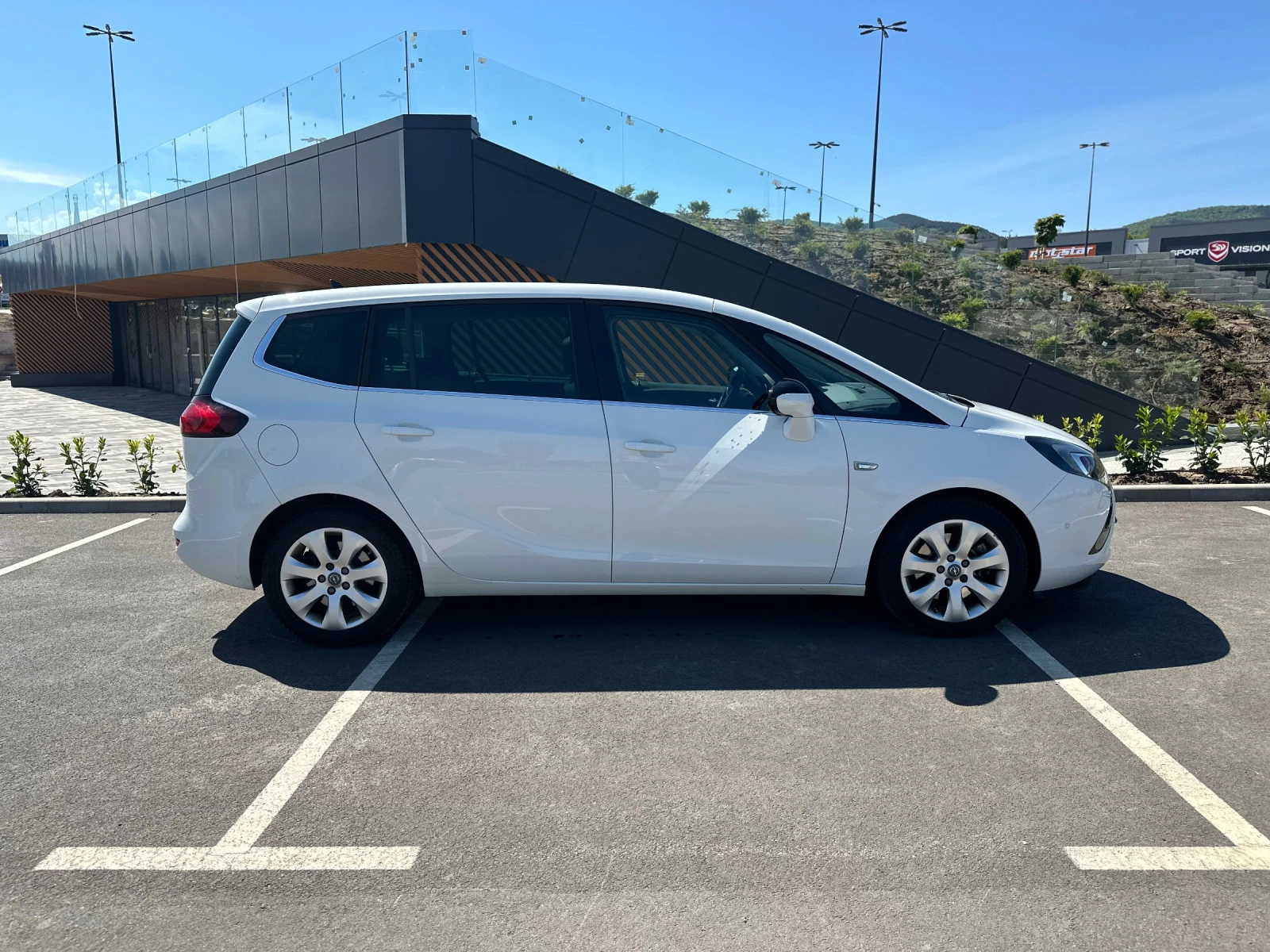 Opel Zafira 1.6  Турбо - изображение 4