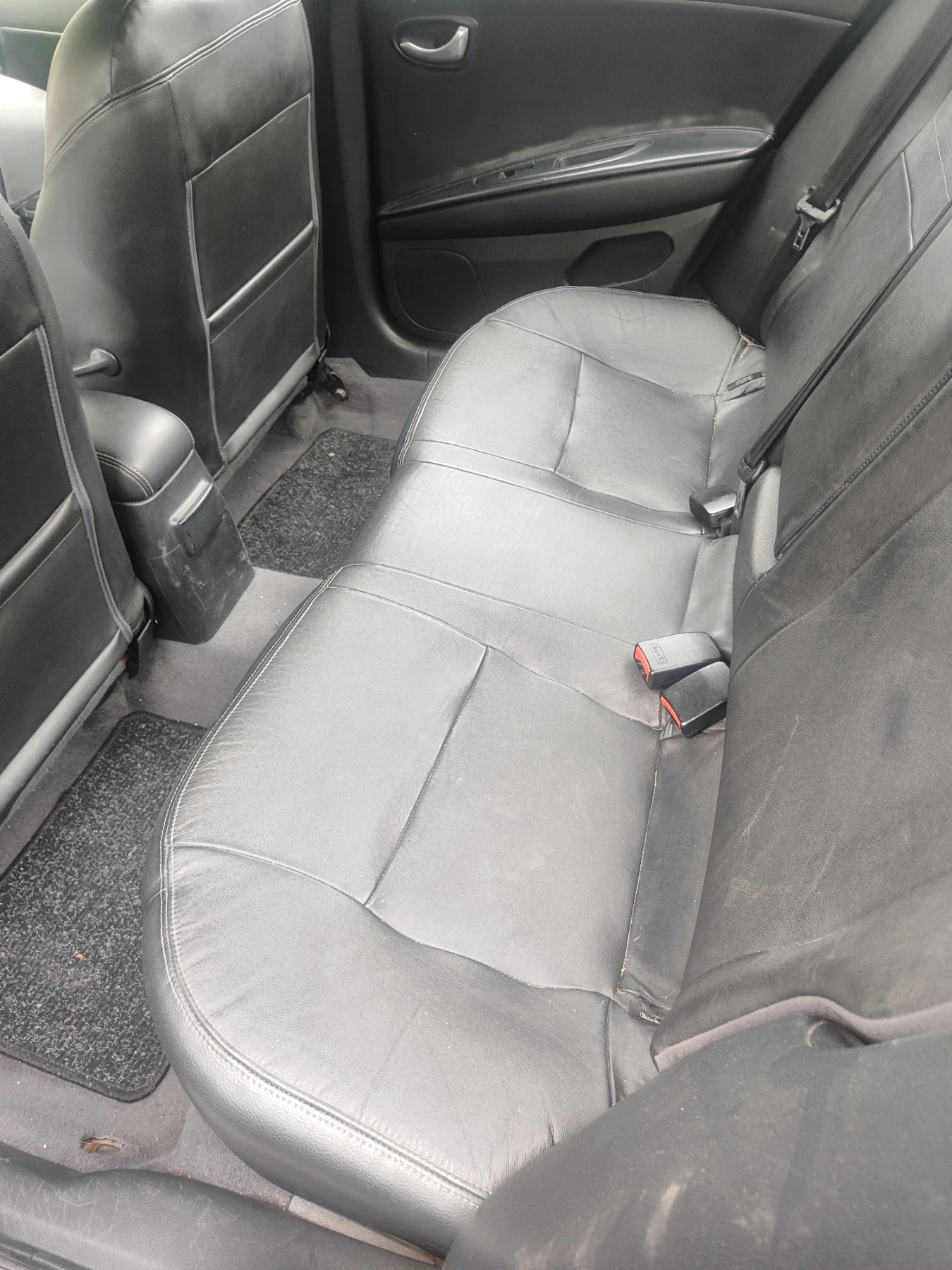 Nissan Primera 2.0 бензин - изображение 6