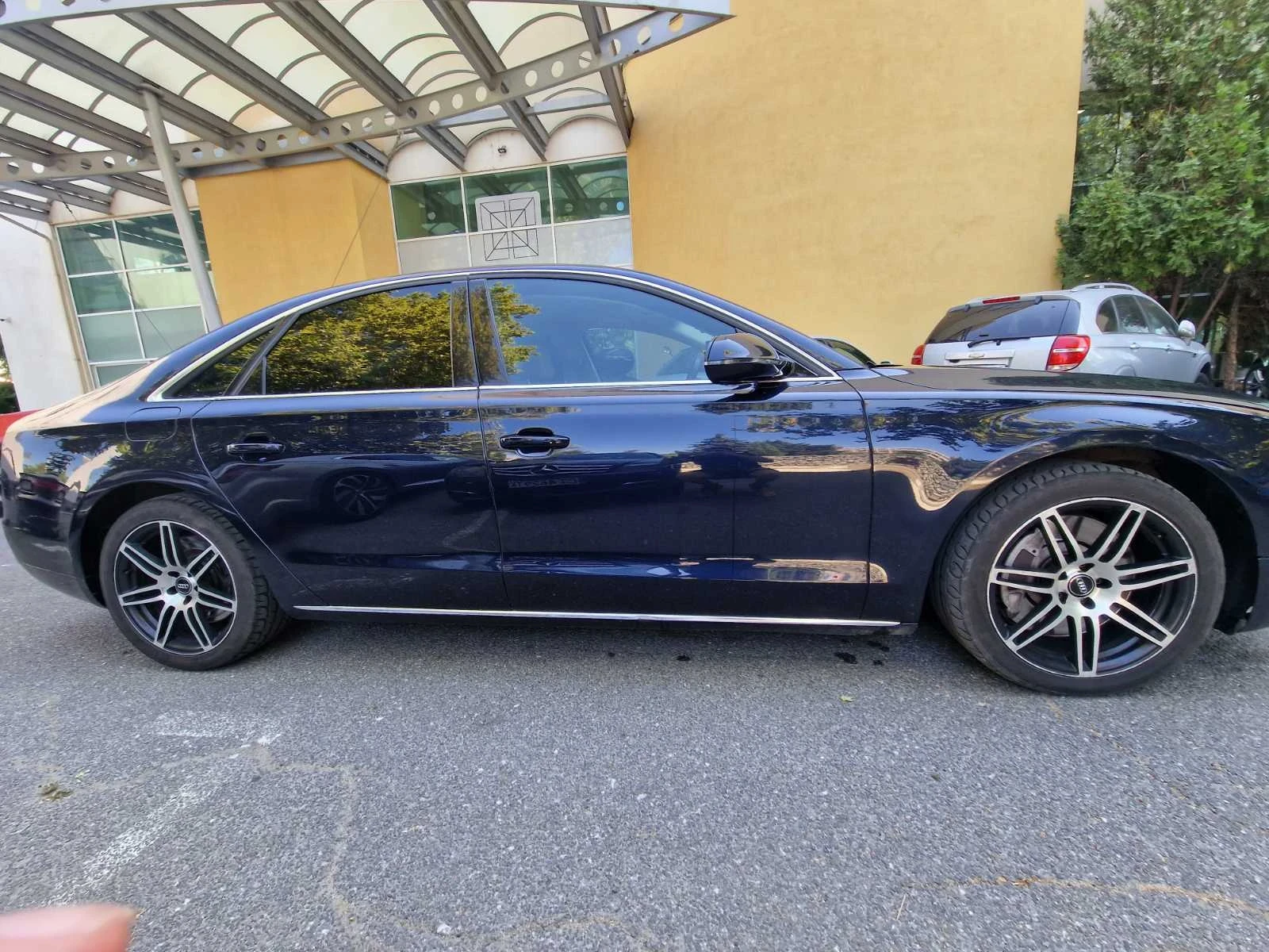 Audi A8  - изображение 8