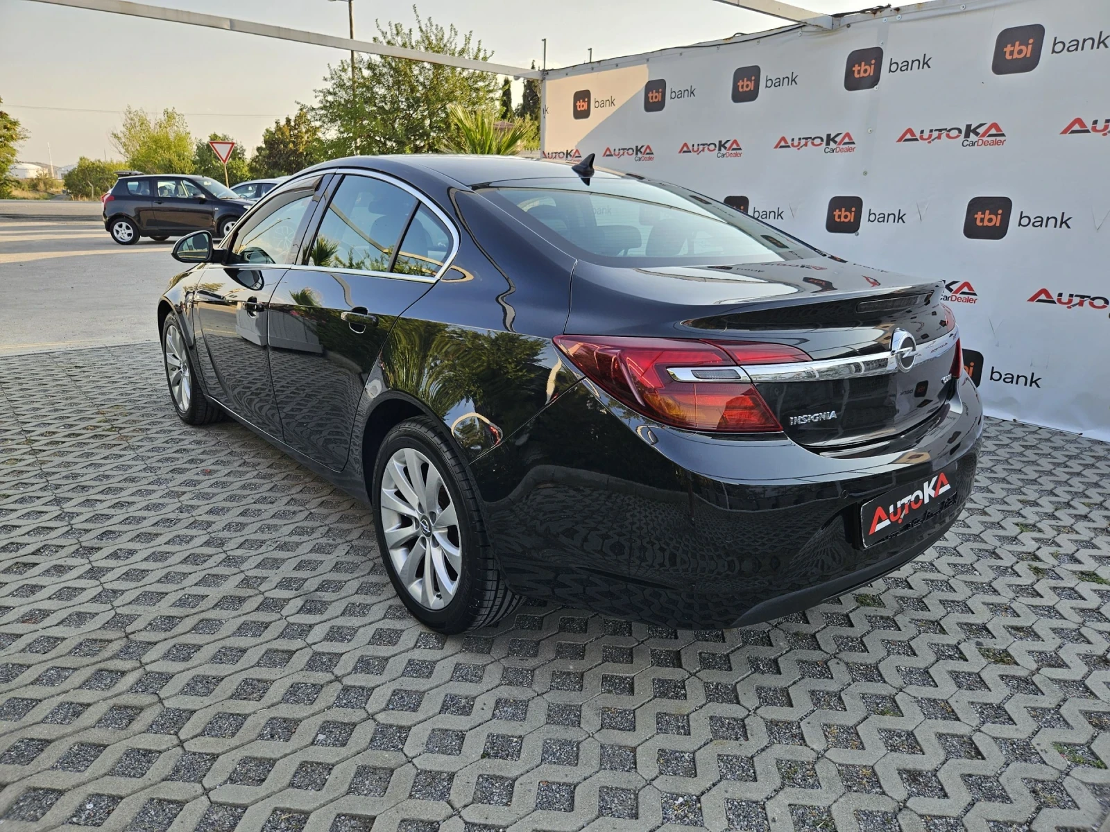Opel Insignia 2.0CDTI-130кс= АВТОМАТ= DISTRONIC= DIGITAL COCPIT - изображение 5