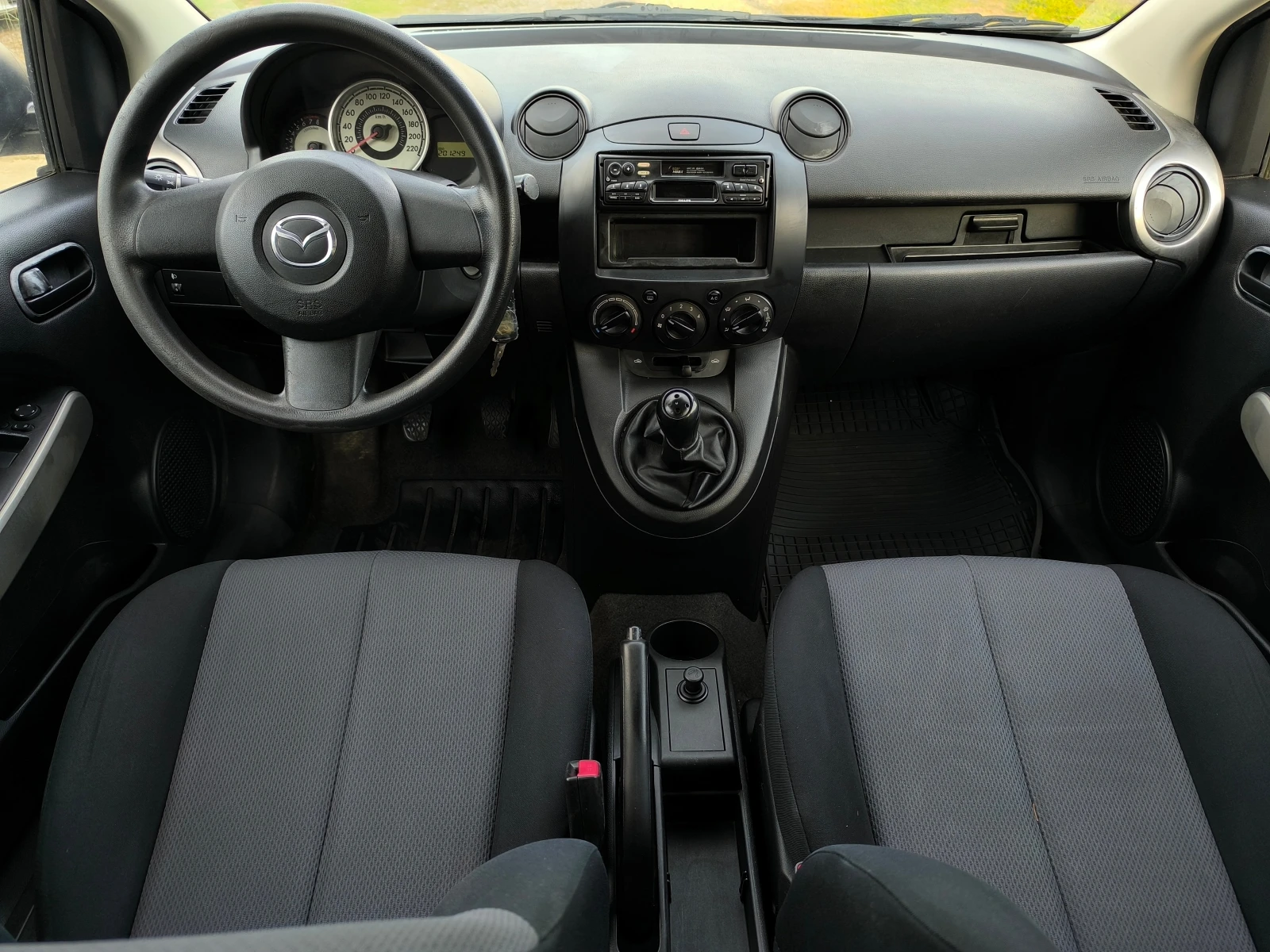 Mazda 2 FACE LIFT-1.3i-75-(4 , )- | Mobile.bg   13