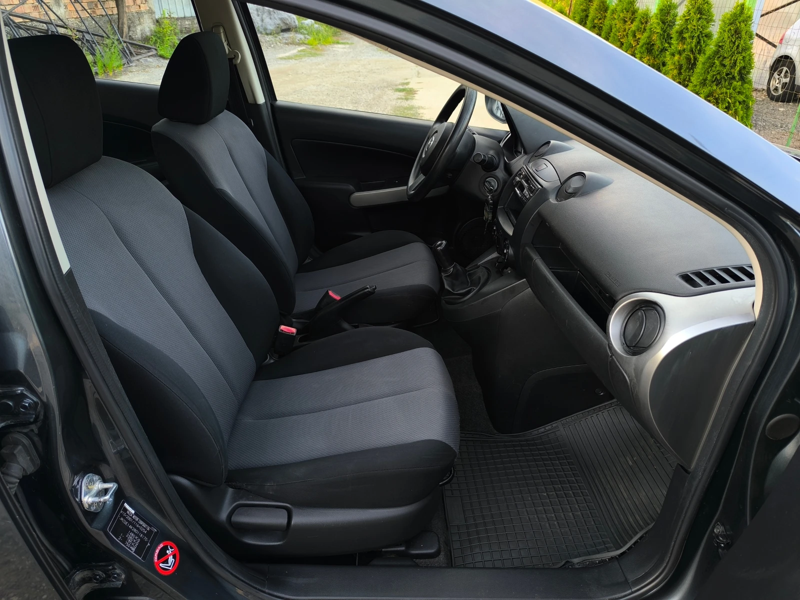 Mazda 2 FACE LIFT-1.3i-75-(4 , )- | Mobile.bg   15