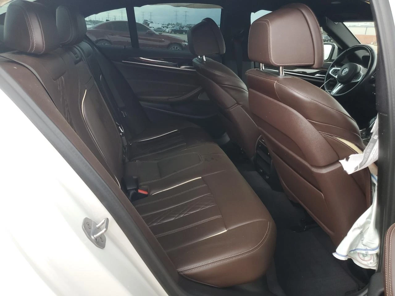 BMW 540 xi xDrive / Спортно окачване / Harman Kardon /   - изображение 10