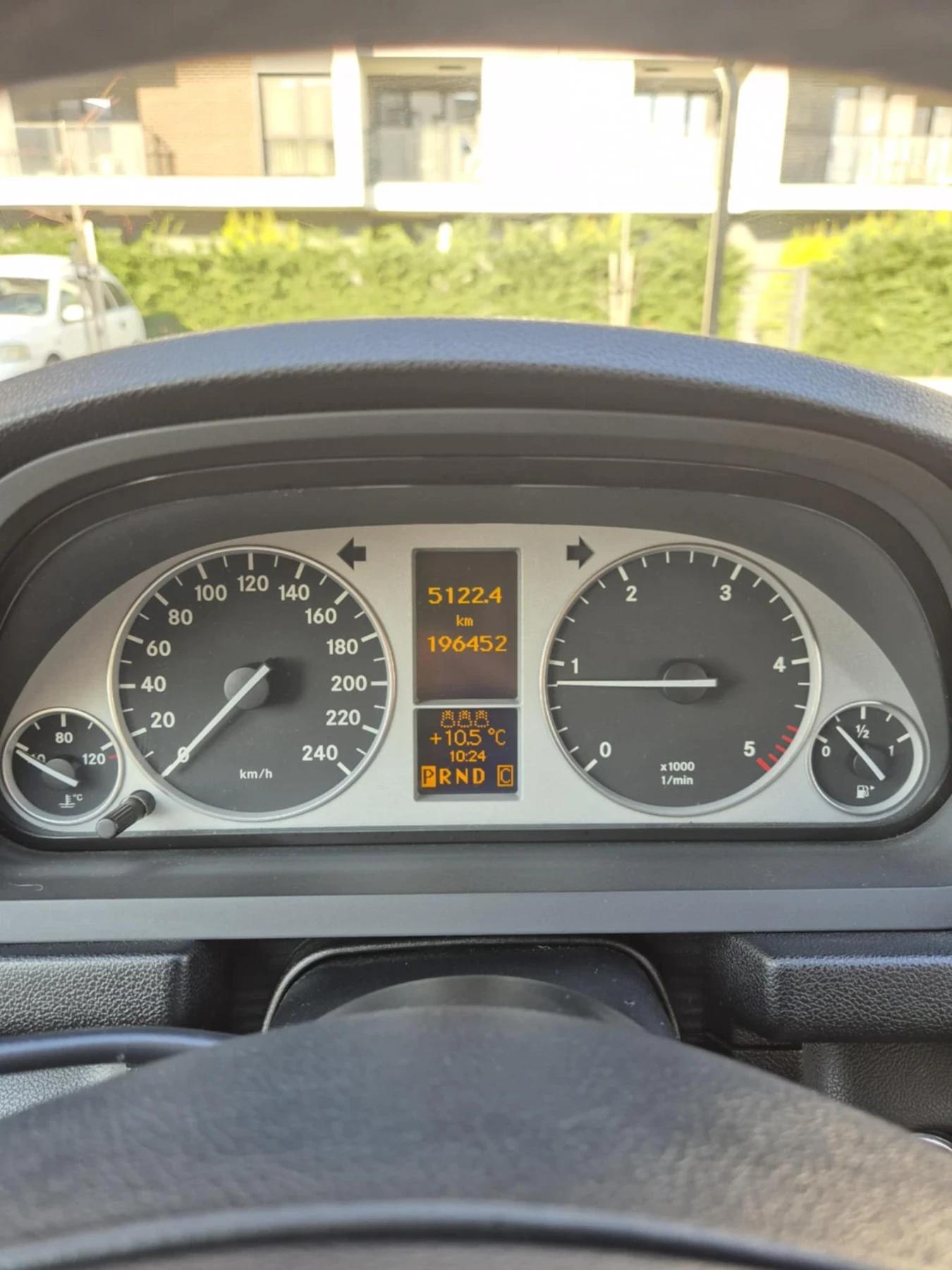 Mercedes-Benz B 200  - изображение 8