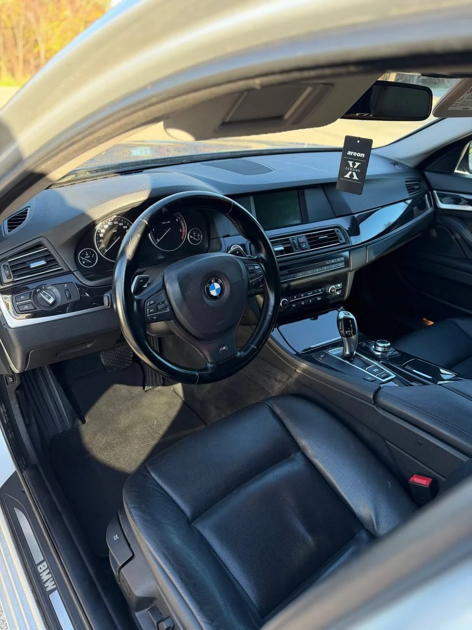 BMW 530 F10  8ztf - изображение 10