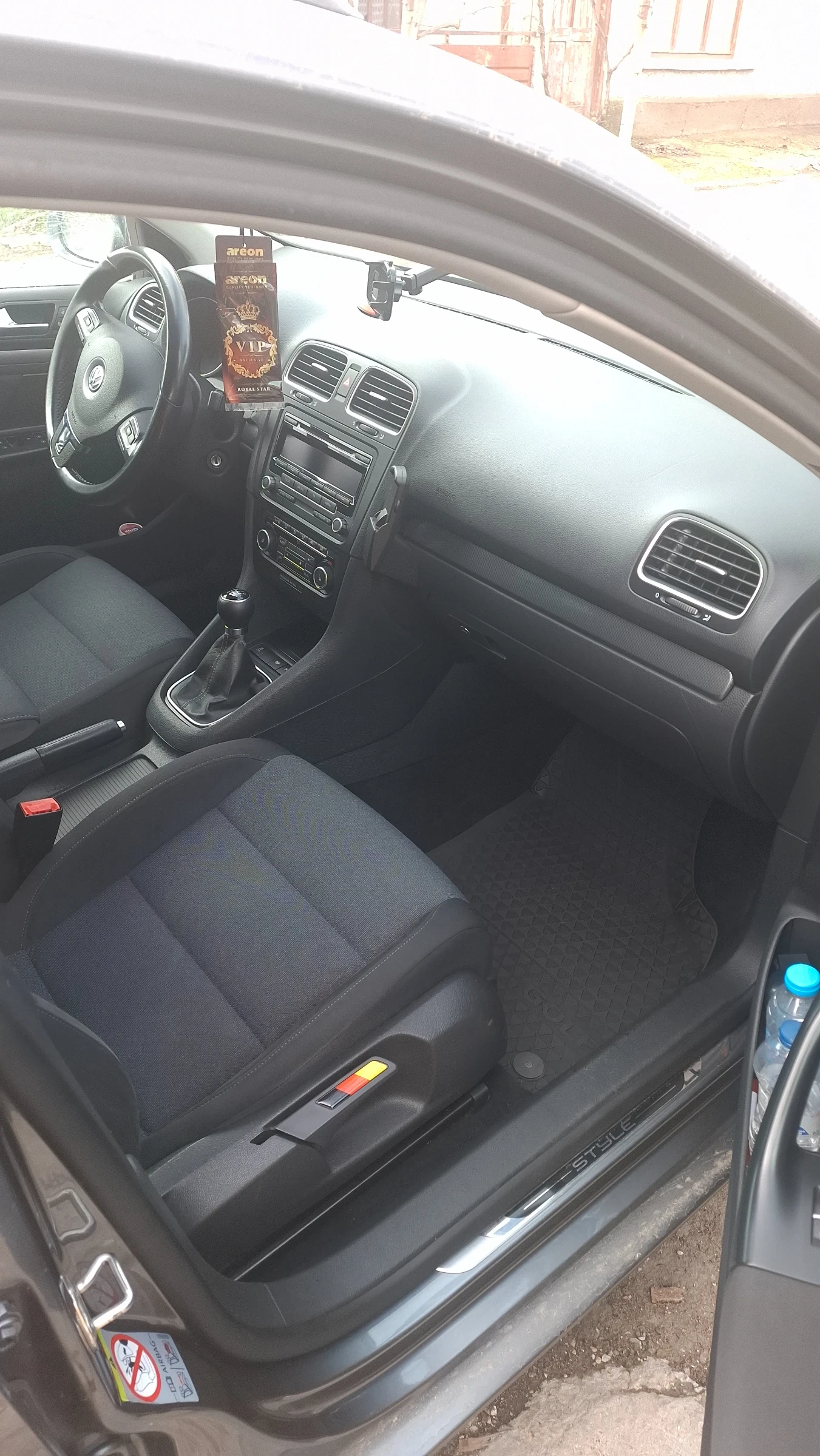 VW Golf Vw Golf VI Variant 1.6 TDI BLUEMOTION  - изображение 8