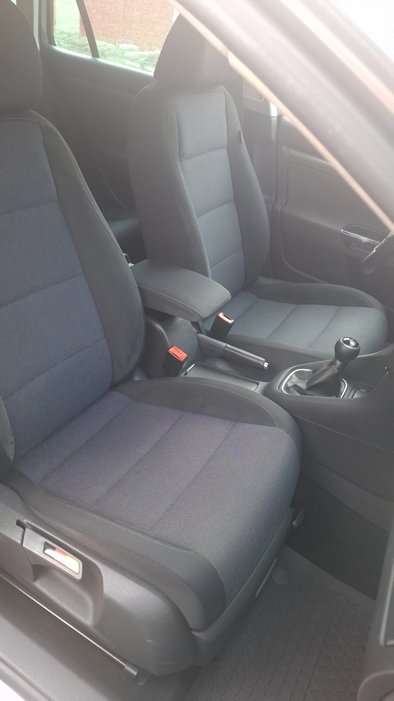 VW Golf Vw Golf VI Variant 1.6 TDI BLUEMOTION  - изображение 9