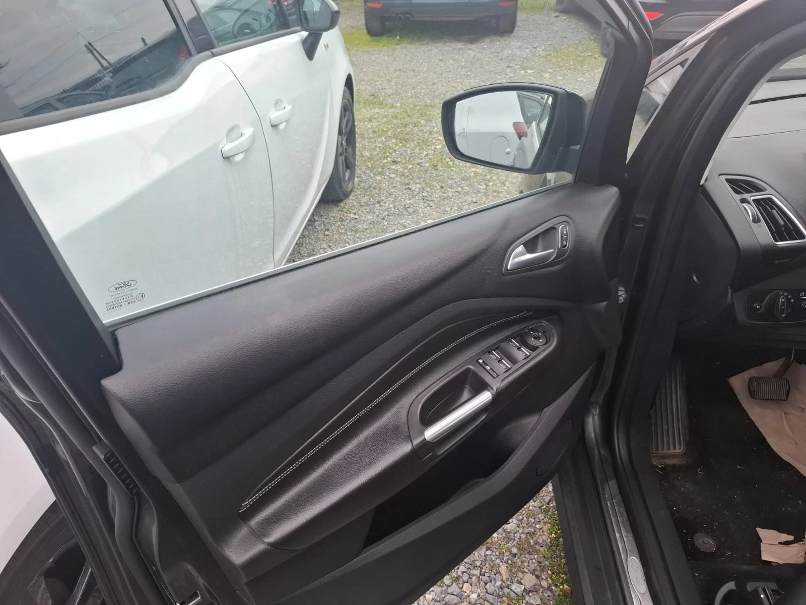 Ford C-max 2.0 Дизел - изображение 9