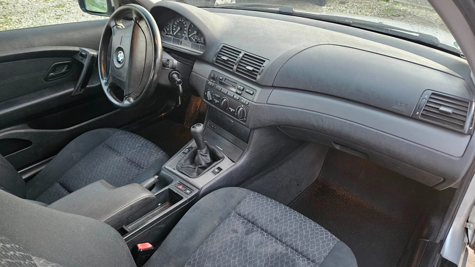 BMW 316 Компакт 1.8и клима, снимка 13 - Автомобили и джипове - 53742938