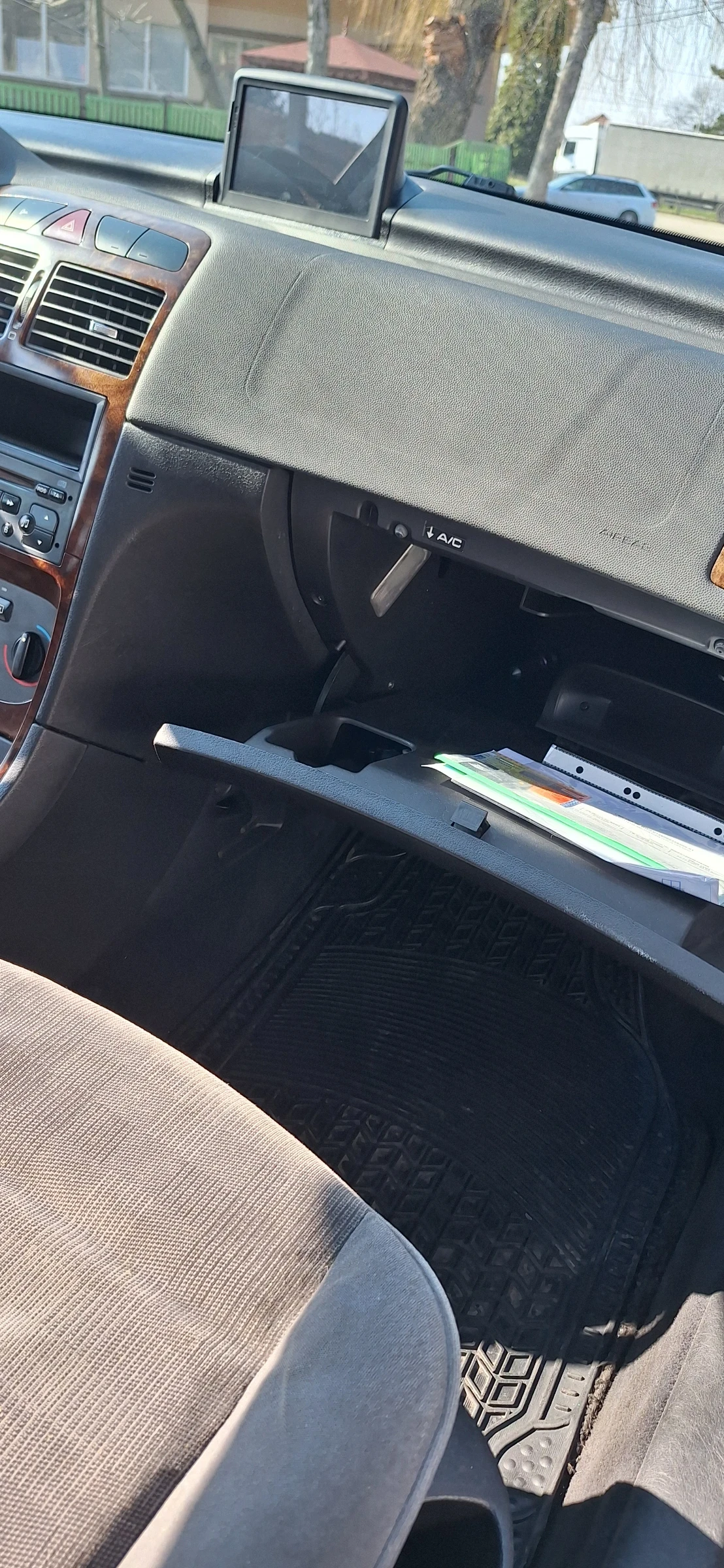 Peugeot 307 2.0 HDI  - изображение 9