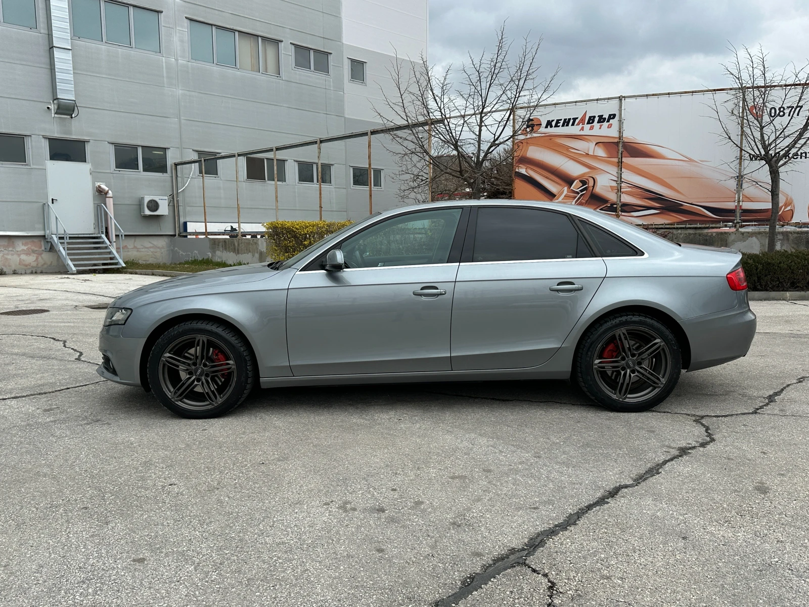 Audi A4 2.0tdi/Седан, снимка 2 - Автомобили и джипове - 53913264