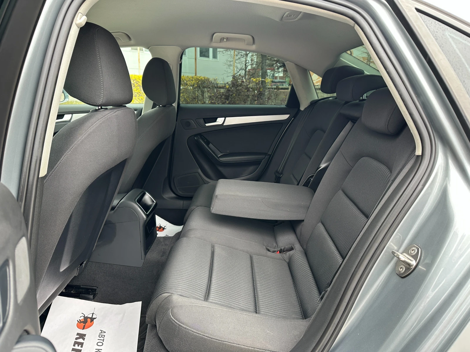 Audi A4 2.0tdi/Седан, снимка 10 - Автомобили и джипове - 53913264