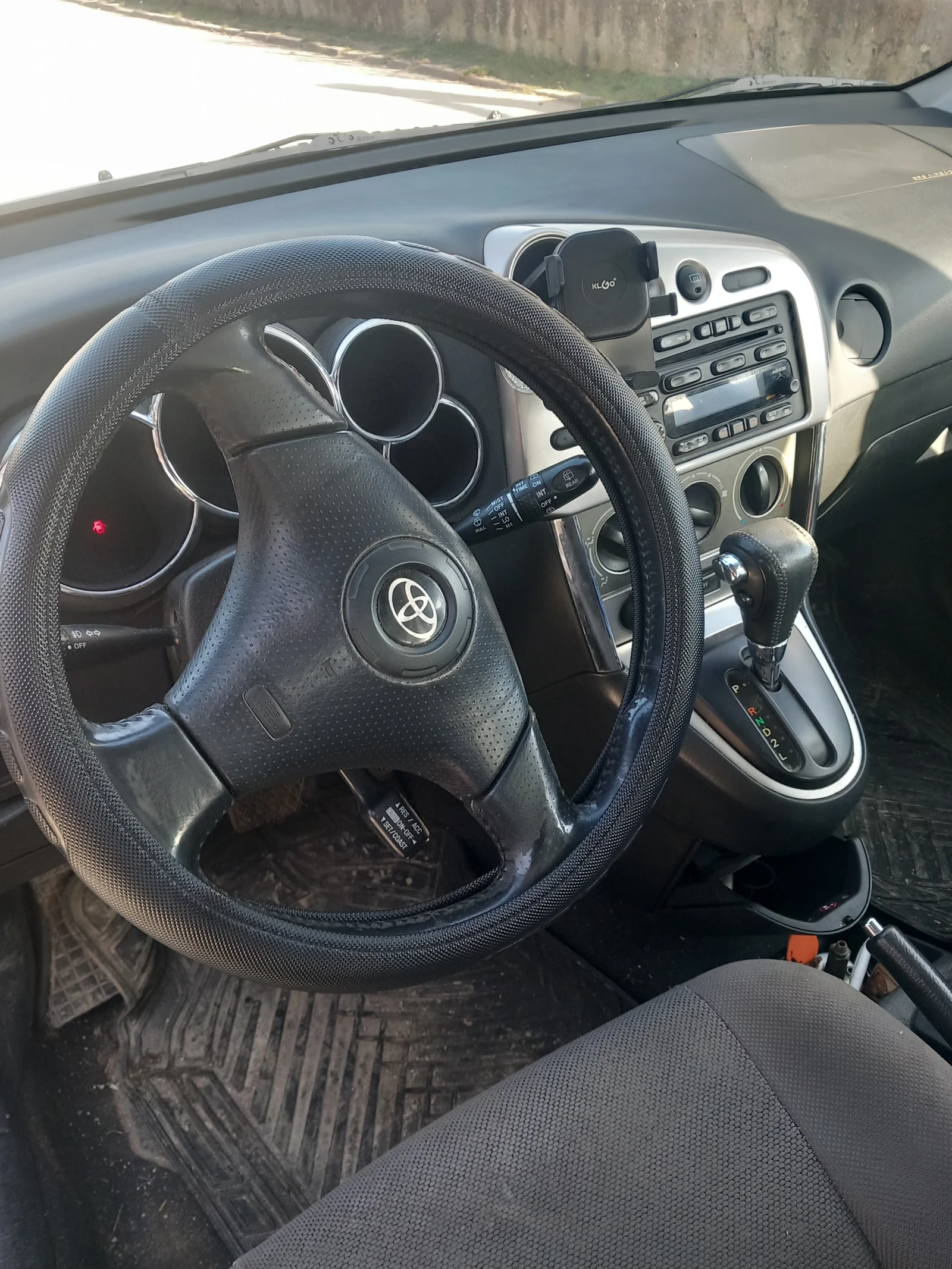 Toyota Corolla Matrix 1800, снимка 6 - Автомобили и джипове - 53912660