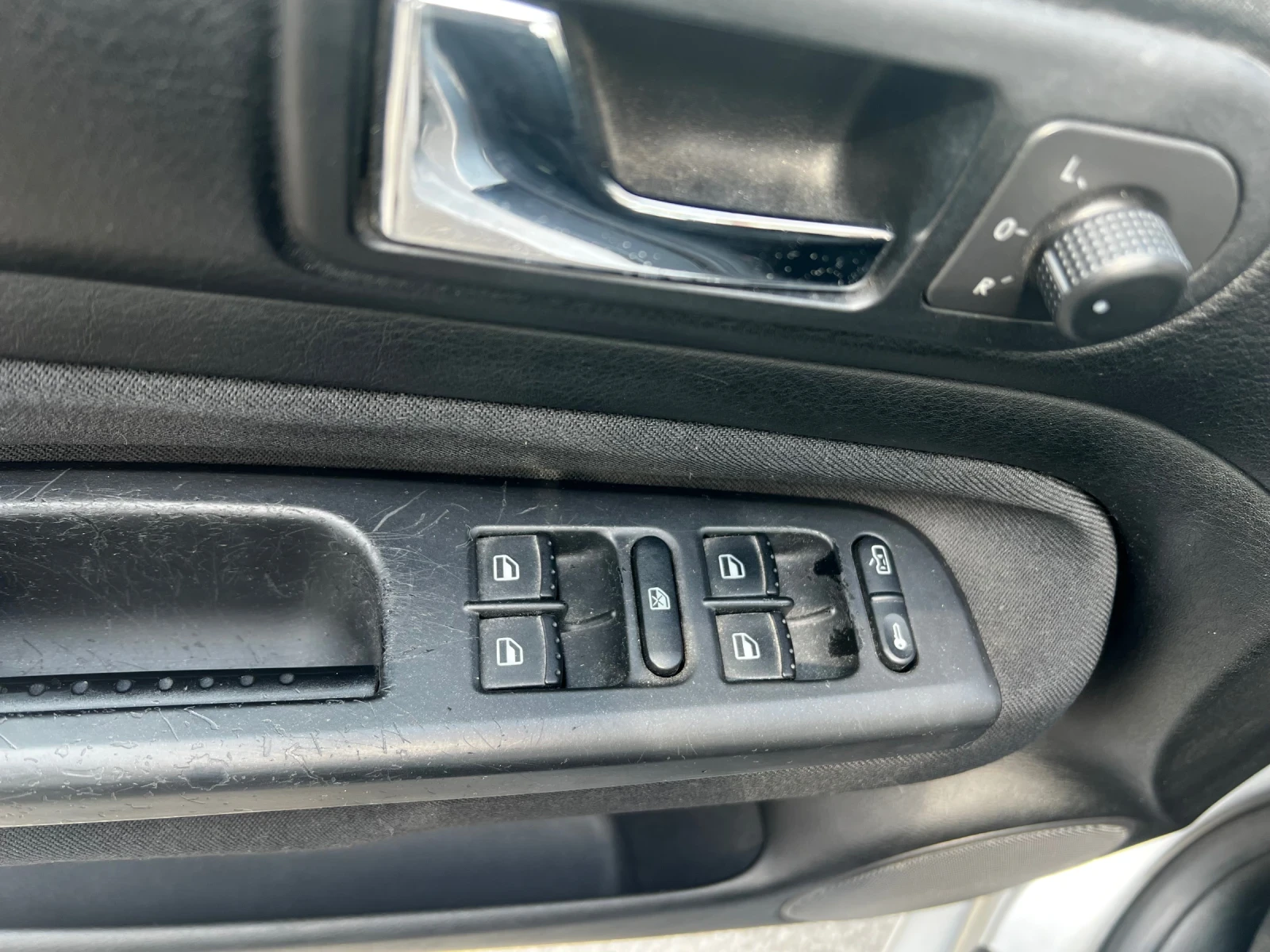 VW Golf 1.9TDI. 101k, снимка 5 - Автомобили и джипове - 53997958