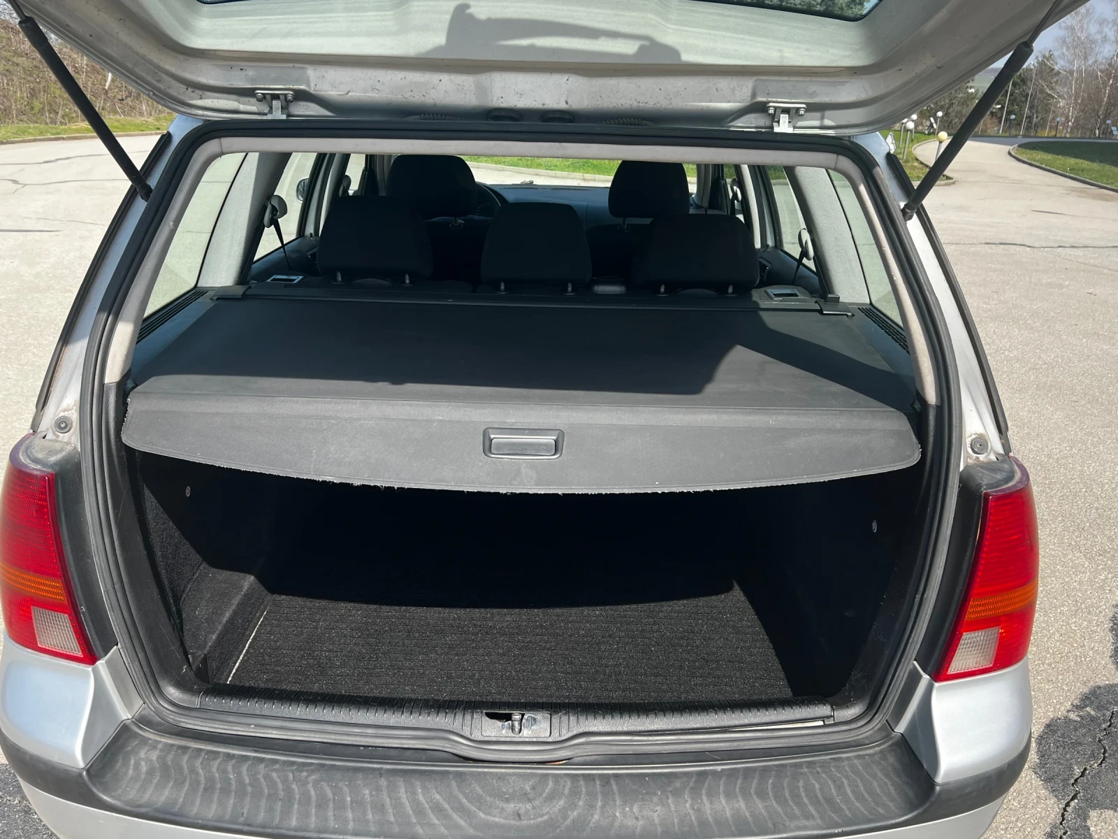 VW Golf 1.9TDI. 101k, снимка 10 - Автомобили и джипове - 53997958