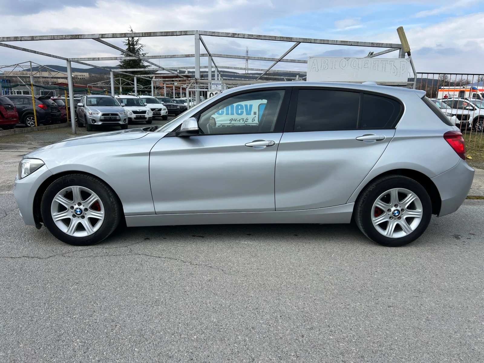 BMW 116 1.6TURBO-136к.с.Mpack-1000% РЕАЛНИ КМ - ГЕРМАНИЯ !, снимка 3 - Автомобили и джипове - 53997040