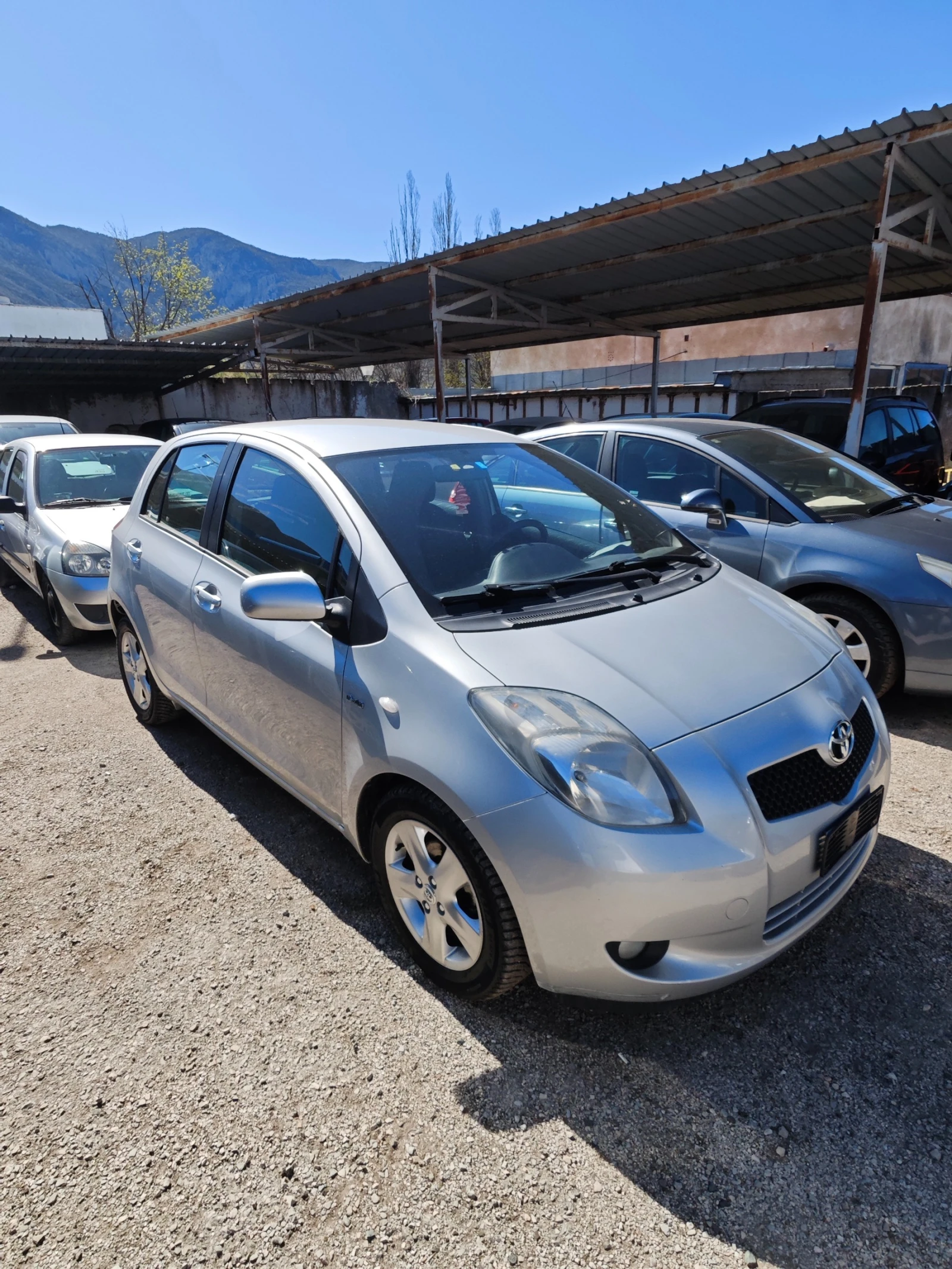 Toyota Yaris 1.4D4D АВТОМАТИК, снимка 11 - Автомобили и джипове - 54179765