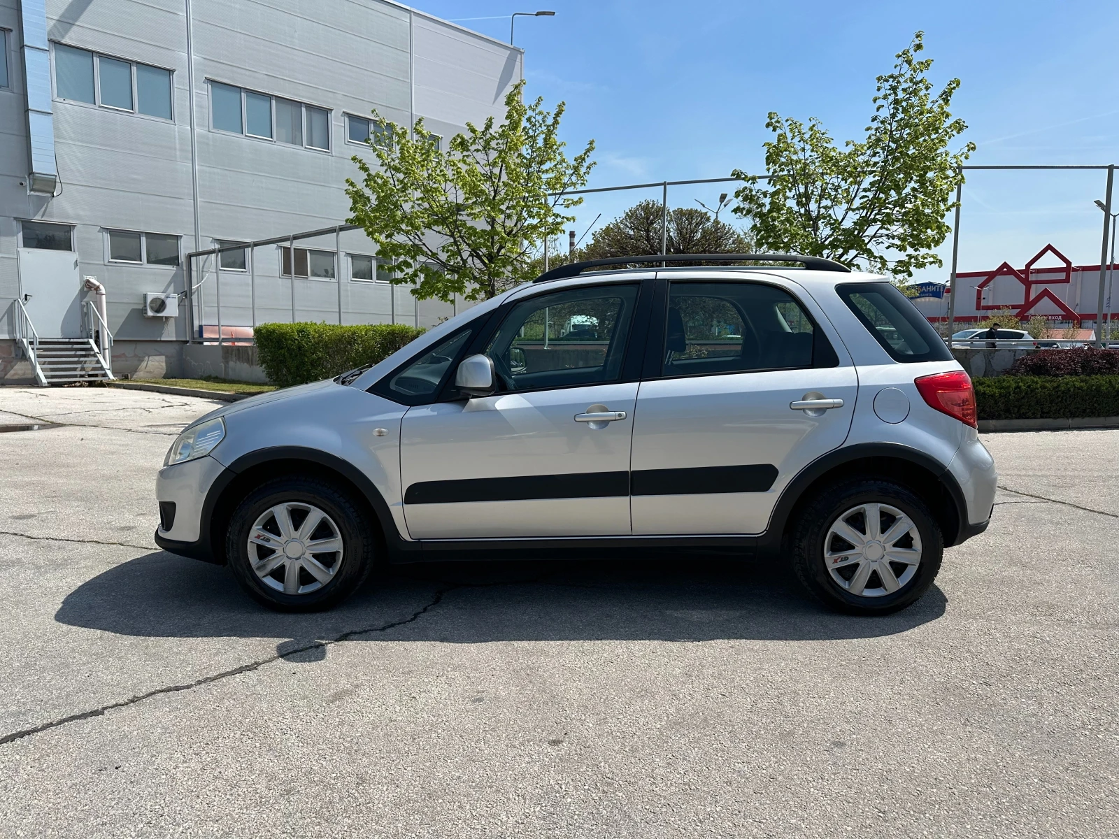 Suzuki SX4 Газ/бензин, снимка 2 - Автомобили и джипове - 54362937