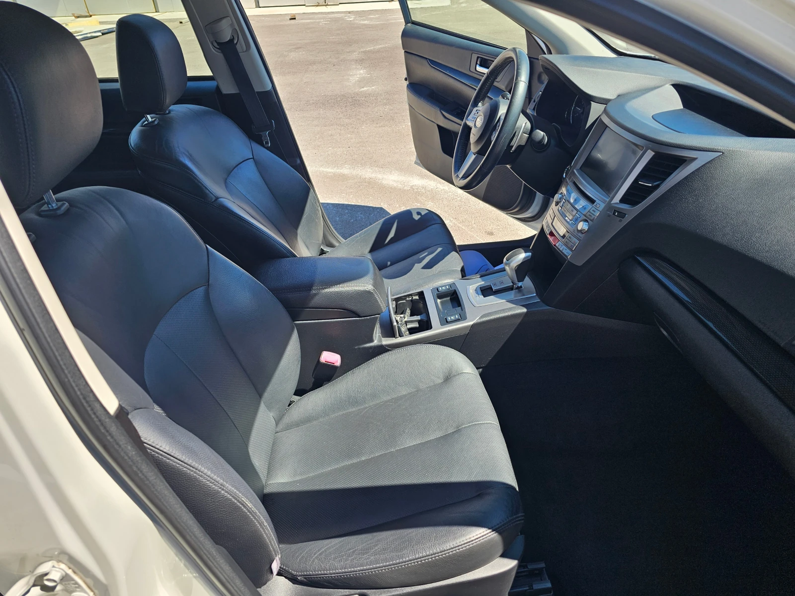 Subaru Legacy 2.5i 4x4, снимка 14 - Автомобили и джипове - 54550626
