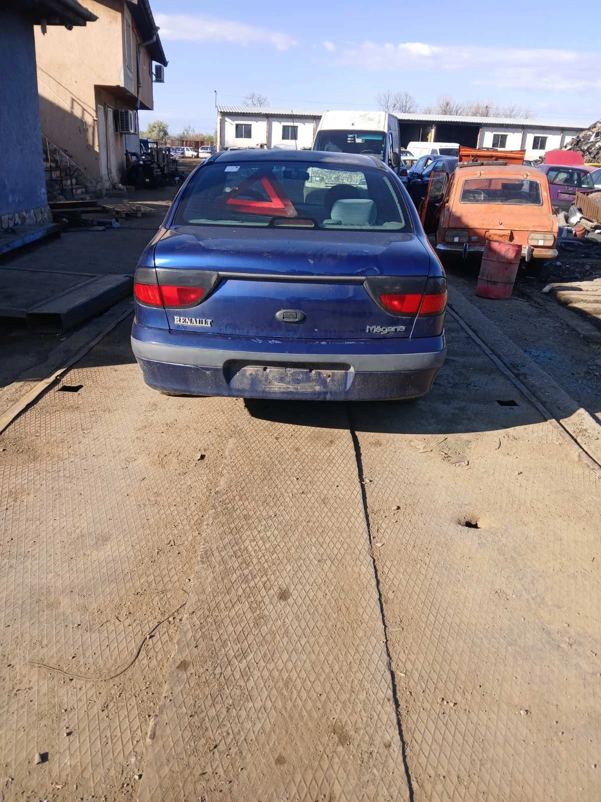 Renault Megane, снимка 2 - Автомобили и джипове - 54707273