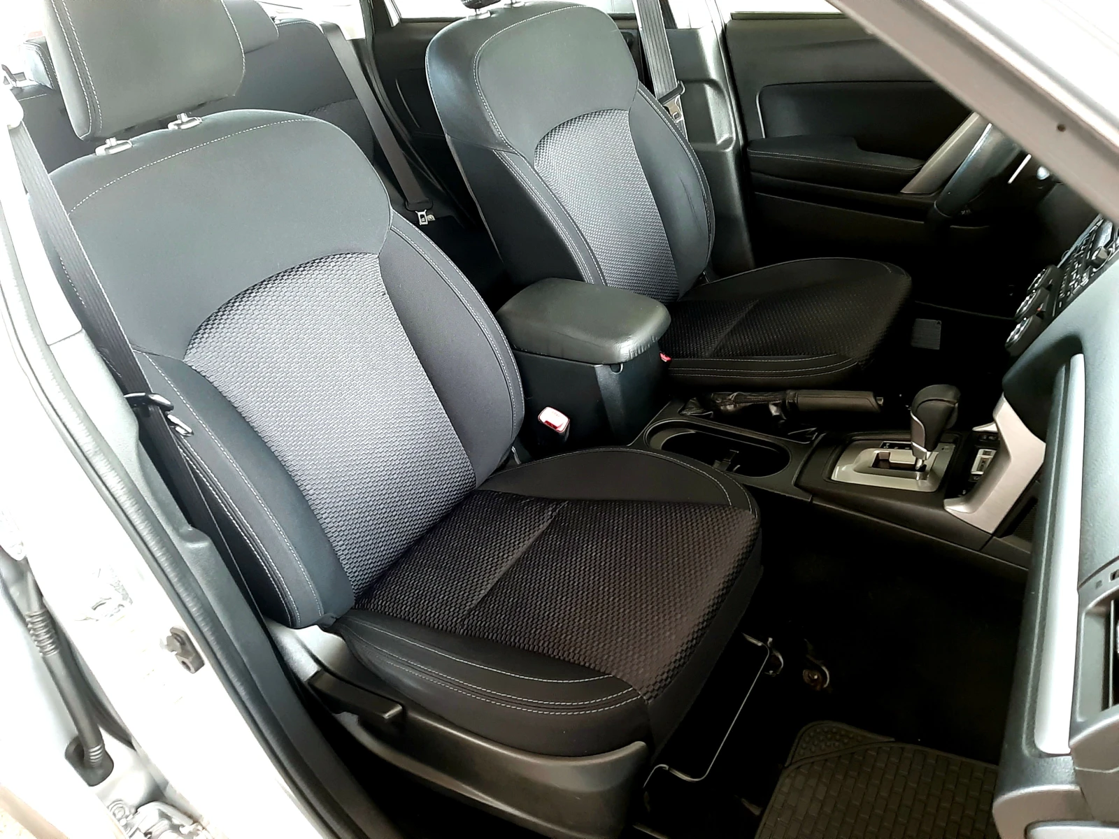 Subaru Forester 2.0ГАЗ+ ИТАЛИЯ ! ! ! , снимка 10 - Автомобили и джипове - 54717788