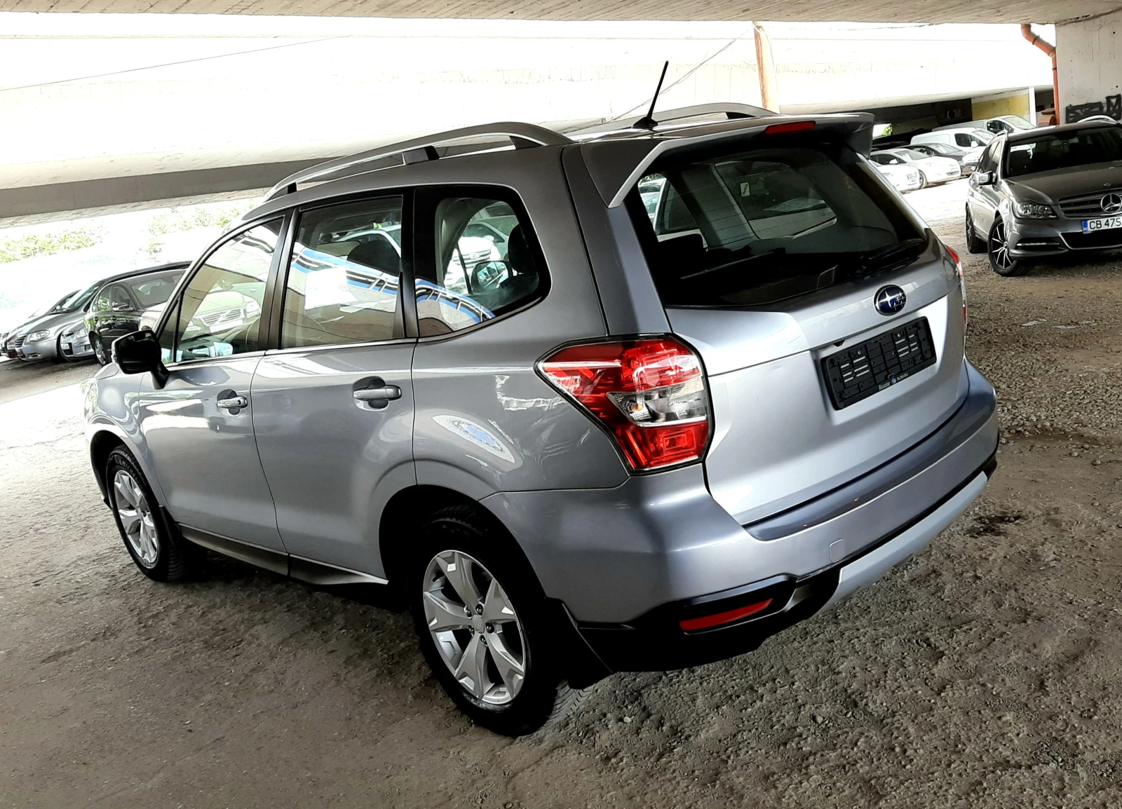 Subaru Forester 2.0ГАЗ+ ИТАЛИЯ ! ! ! , снимка 4 - Автомобили и джипове - 54717788