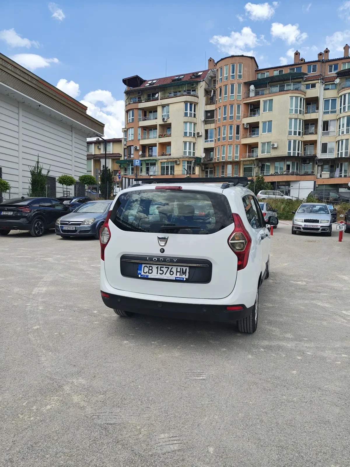 Dacia Lodgy 1.5 Dci 6+ 1 , снимка 4 - Автомобили и джипове - 55079256