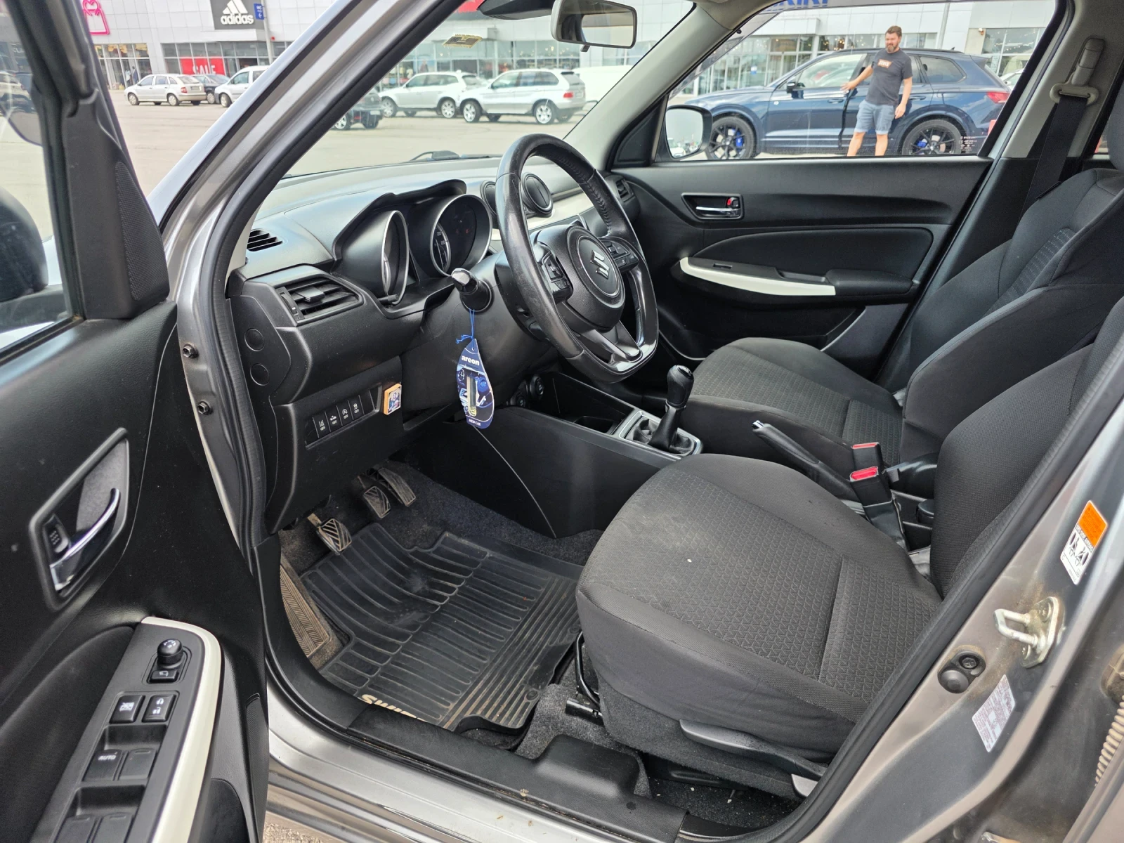 Suzuki Swift, снимка 4 - Автомобили и джипове - 55149615