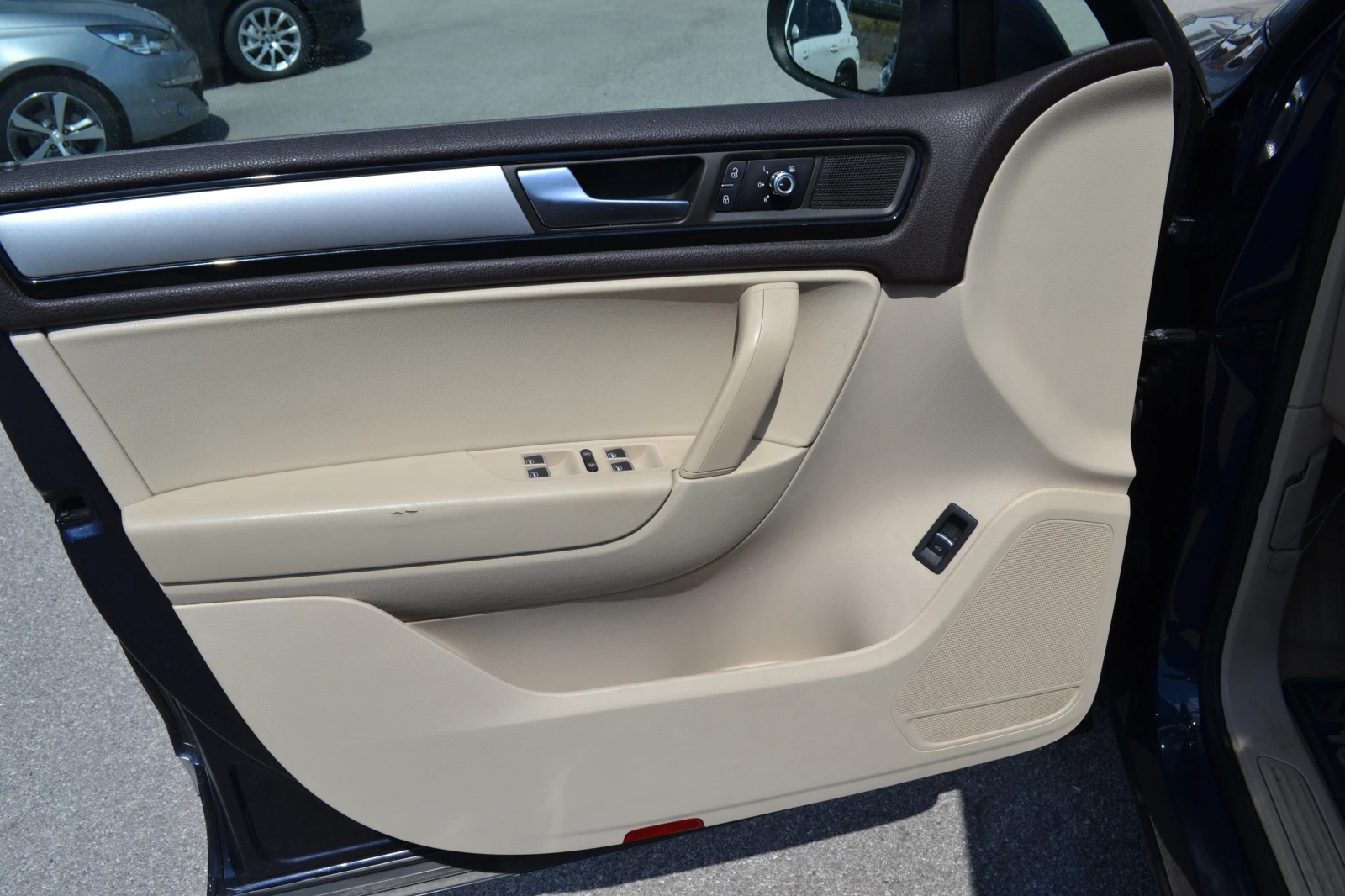 VW Touareg 3.6-v6, снимка 9 - Автомобили и джипове - 55331227