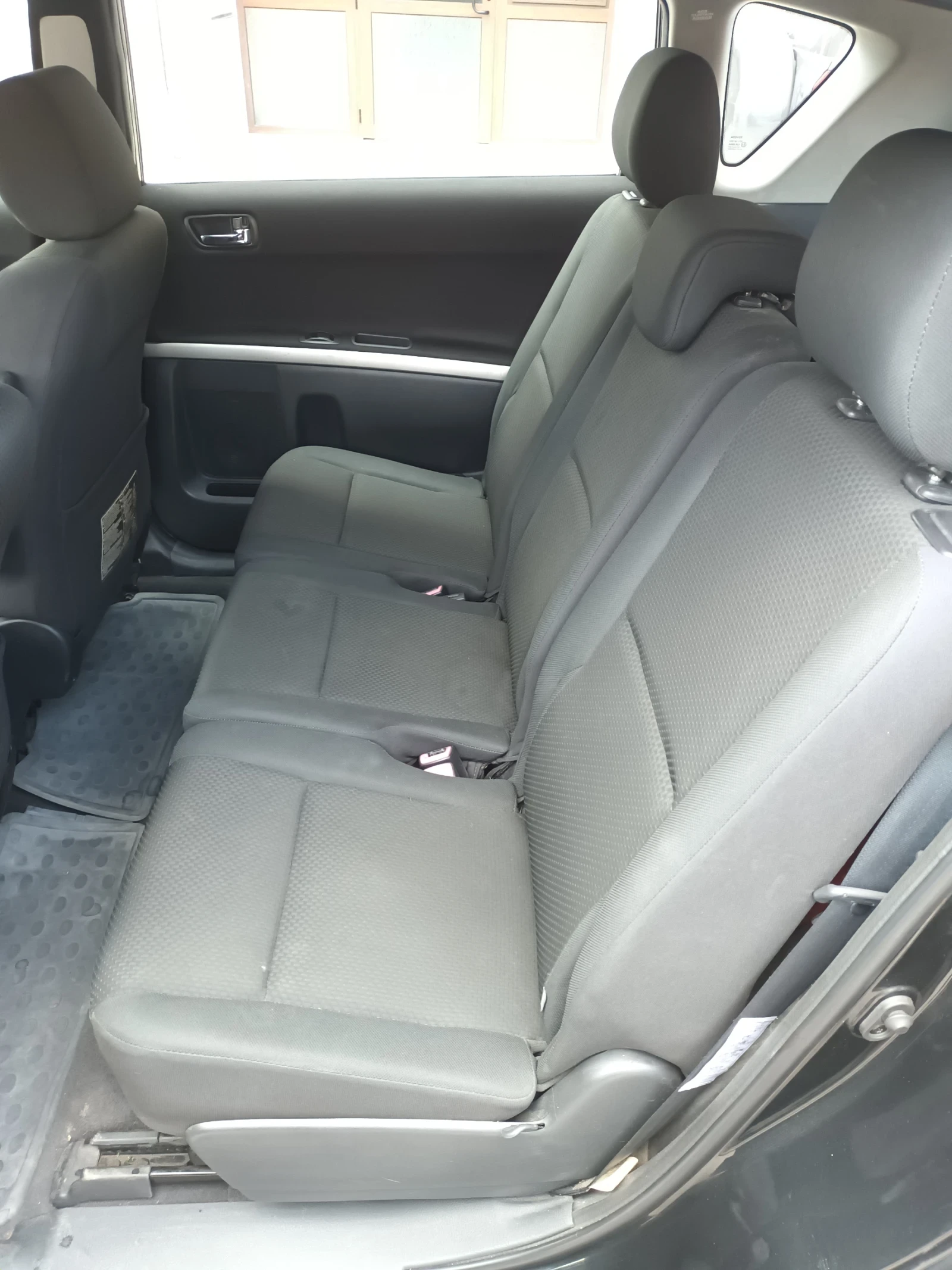 Toyota Corolla verso Ван, снимка 8 - Автомобили и джипове - 55479671
