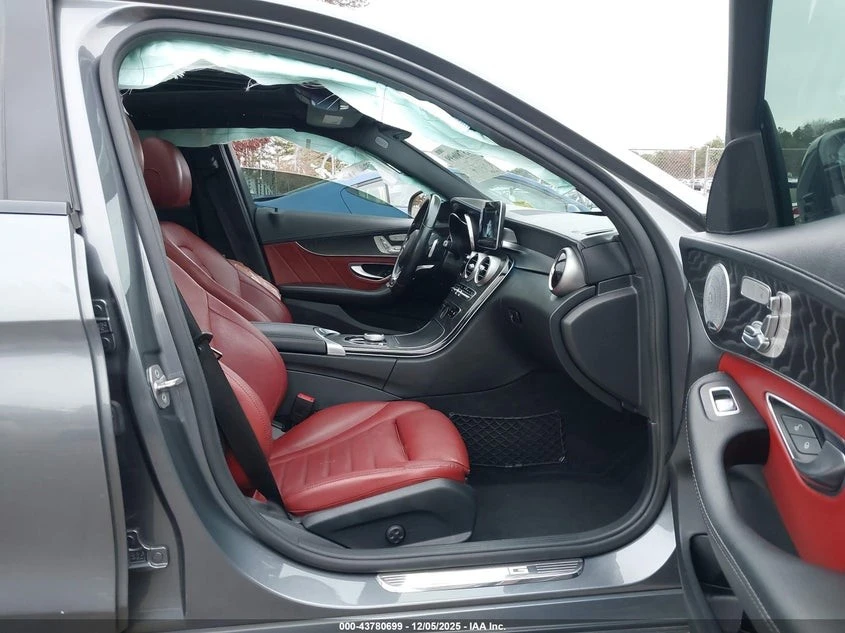 Mercedes-Benz C 43 AMG 3.0L V-6 DI, DOHC, VVT, TURBO, 362HP, снимка 5 - Автомобили и джипове - 55994601