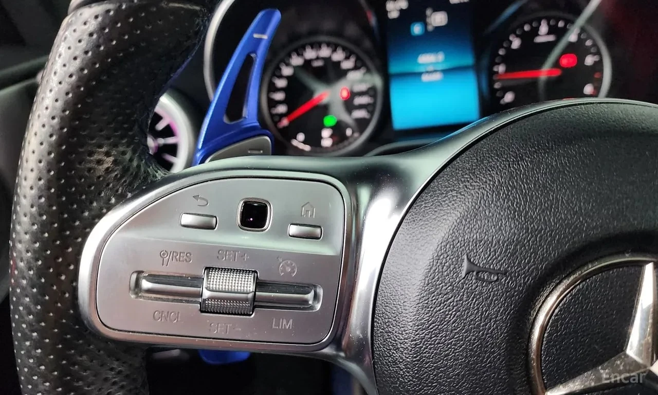 Mercedes-Benz C 220 d 4MATIC /Coupe/АМГ ПАКЕТ/ПОДГРЕВ/ПАМЕТ/, снимка 17 - Автомобили и джипове - 56131851